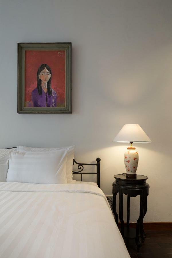 Centraltique Downtown - Bespoke Colonial House Near Hoan Kiem Lake Ханой Экстерьер фото